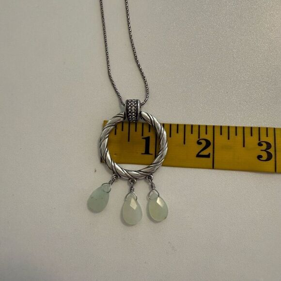 Brighton Silver Tone Circle Pendant With Soft Jade Tear Drop Stones - Picture 6 of 7